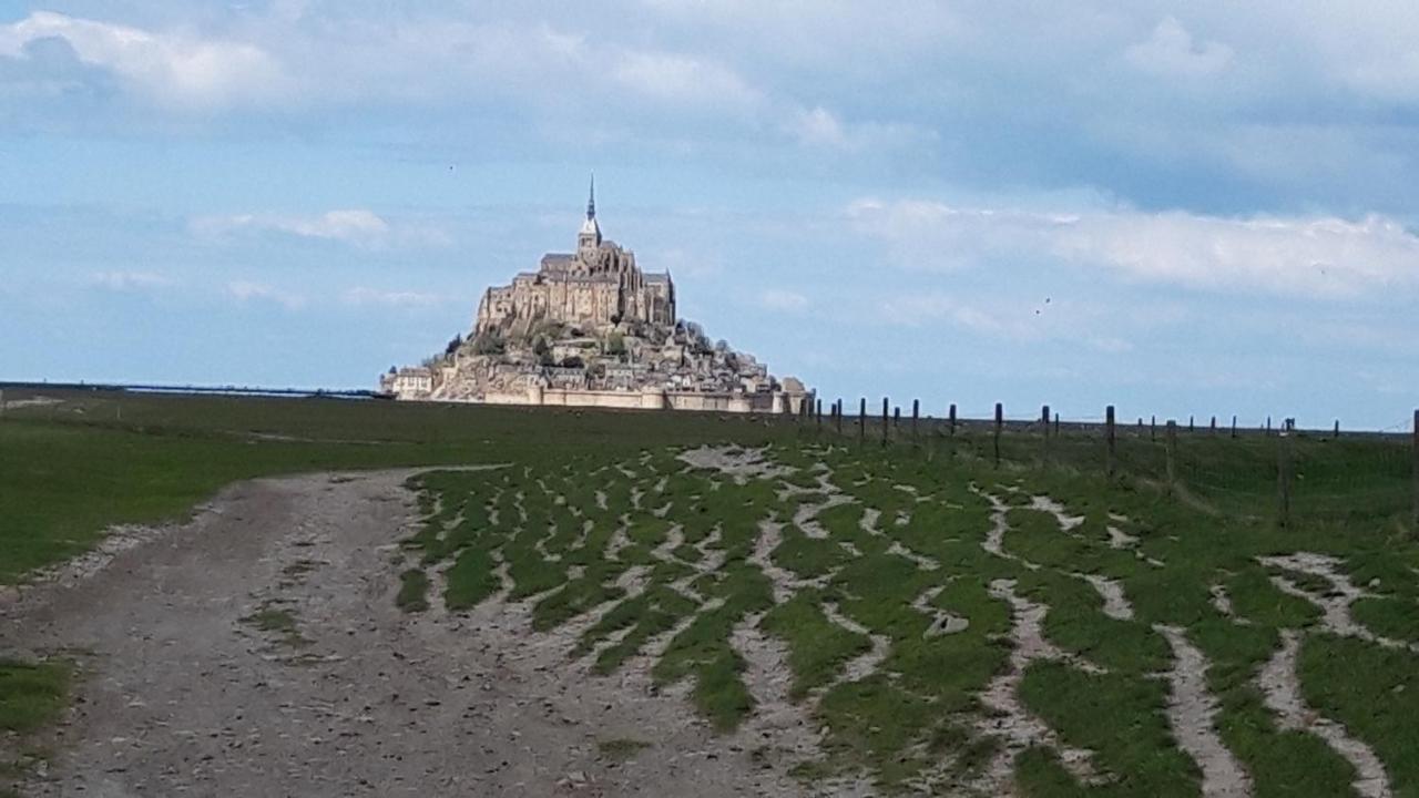 Le Petit Bois Normand - Chambre D'Hote Bed & Breakfast Champ-du-Boult Dış mekan fotoğraf